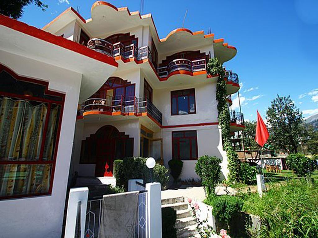 Himanshu Resorts - Manali (Himachal Pradesh) — Photos 3